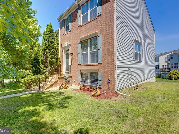 4th image of 11753 Barrows Ln