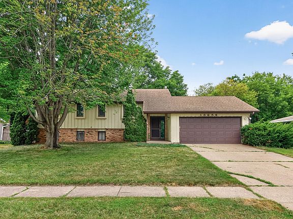 2nd image of 13659 Ferris Ave
