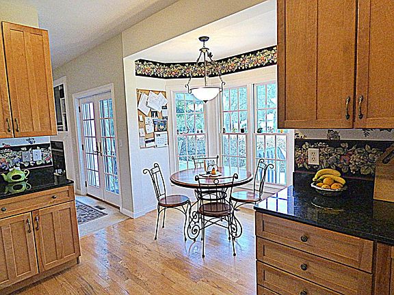 2nd image of 1529 Justice Ln