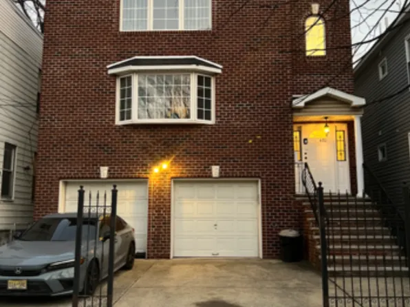420 S 16th St #1A, Newark, NJ 07103