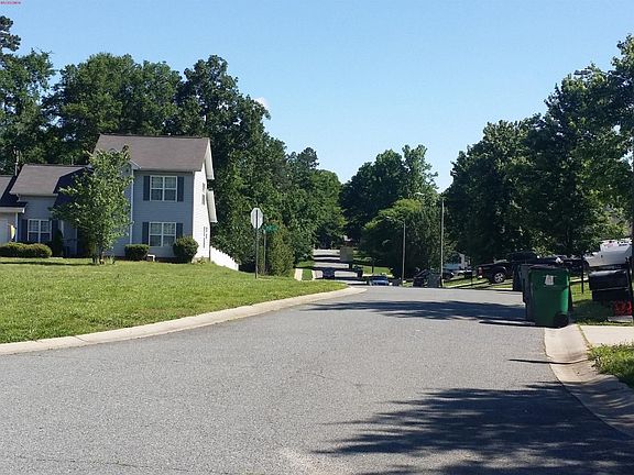 5th image of 4410 Little Moser Ln