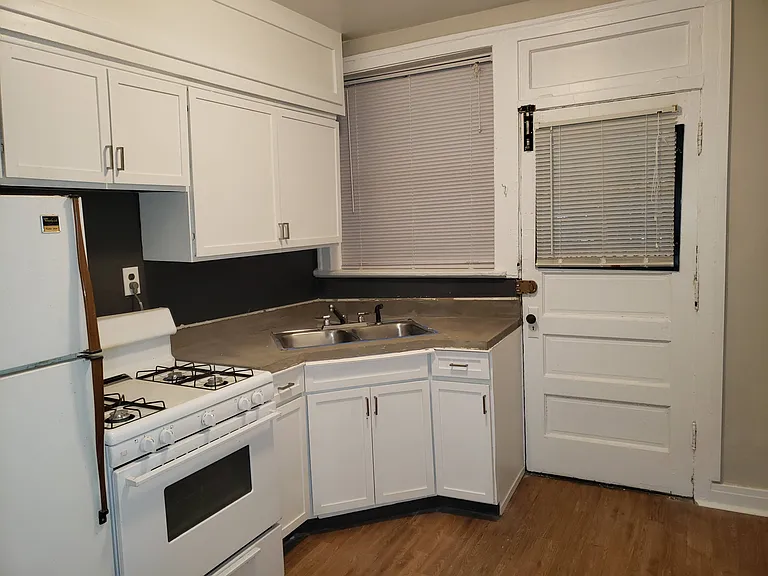 6964 N Ashland Blvd #1S — Photo 33