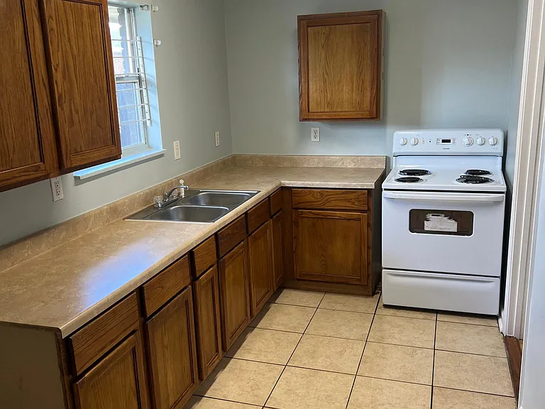 2822 N Dorgenois St #C — Photo 6