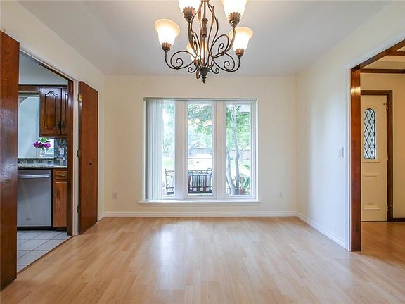 2nd image of 1717 Brazos Trl