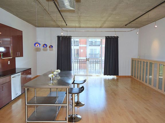4th image of 401 Central Ave NE APT 203