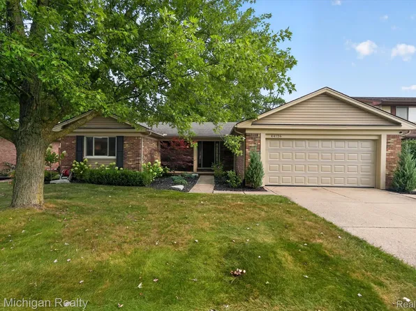 44126 Leeann Ln, Canton, MI 48187