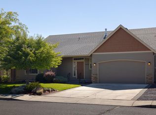 1624 NW Teakwood Ln, Redmond, OR 97756