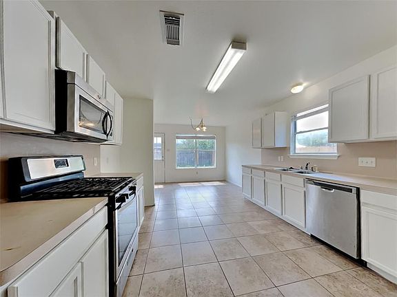 5th image of 19803 Waterflower Dr