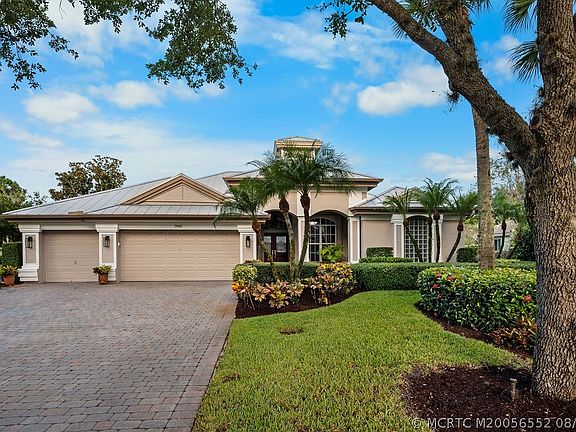 3rd image of 7960 SE Sequoia Dr