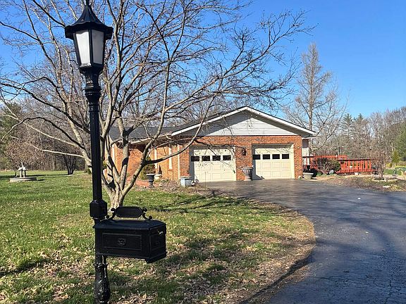 4th image of 3 Brock Ln