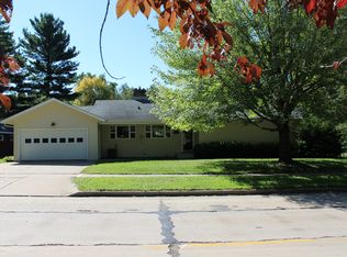 1412 W Arlington St, Marshfield, WI 54449