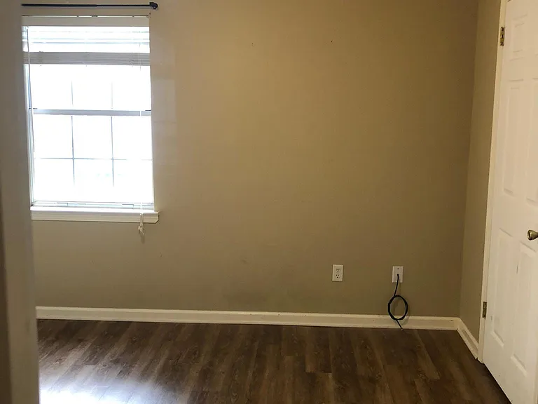 Upstairs bedroom 2
