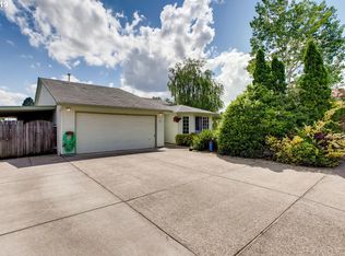 6612 SE Gladys St, Hillsboro, OR