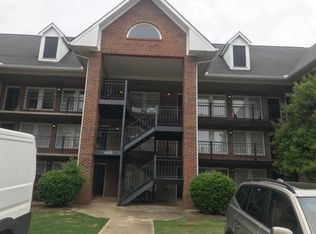449 Harper Ave APT 5, Auburn, AL 36830