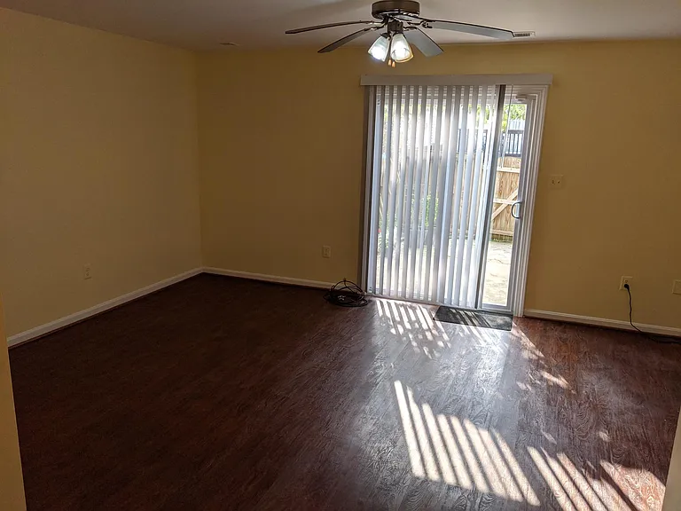 6076 Crown Royal Cir — Photo 24