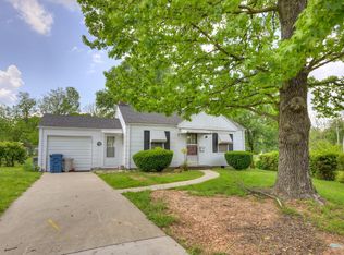 1000 Hampton Ct, Neosho, MO 64850