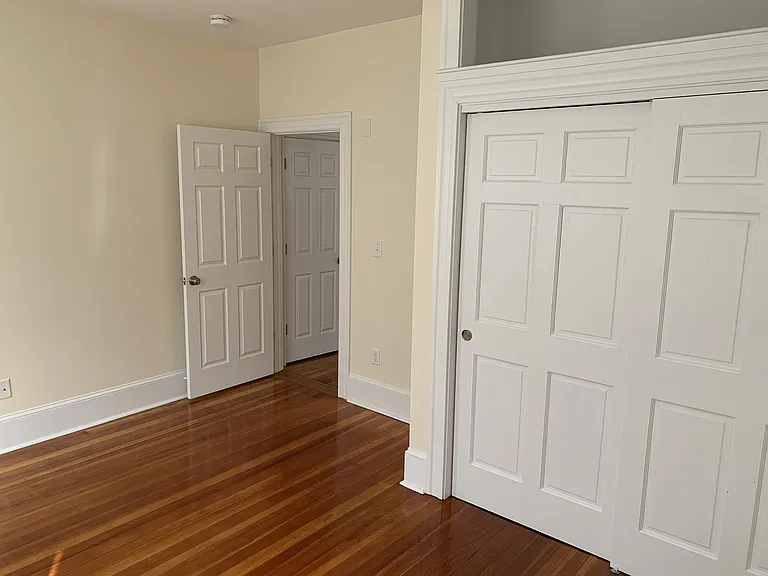 9 Seaverns Ave #2R — Photo 8