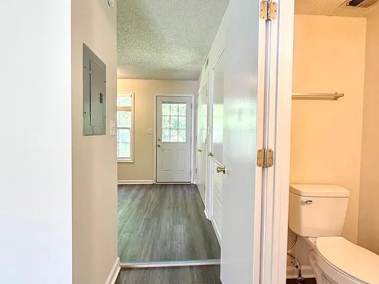 3289 Tower Dr — Photo 6