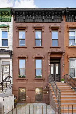 Sold by Compass | media 1