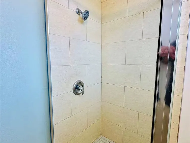400 E Fernfield Dr — Photo 29