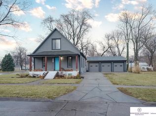 124 W Alexander St, Valley, NE 68064