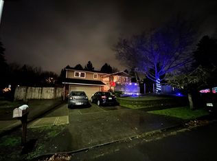 8825 SW Morgan Dr, Beaverton, OR 97008