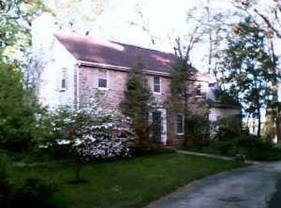 656 Mulford Rd, Wyncote, PA 19095