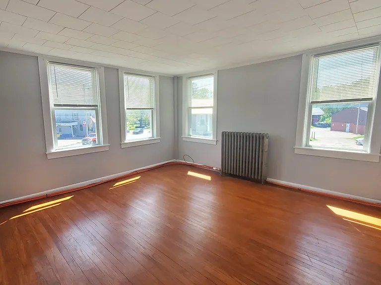 9553 Main St #2 — Photo 14