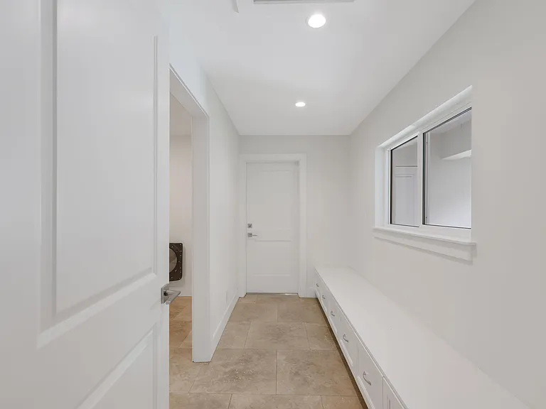 1386 S Atlantic Dr — Photo 62