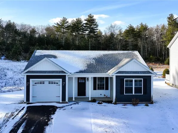 2 Pine Way Blvd, Coventry, RI 02816