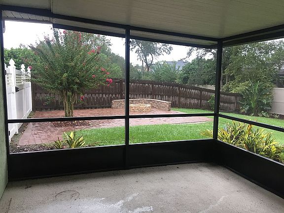 3rd image of 8613 Shady Glen Dr