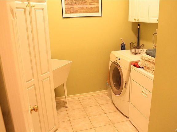 2nd image of 5006 Lippingham Dr