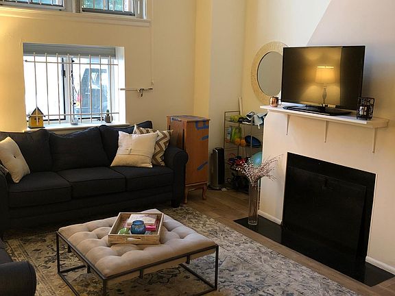 2nd image of 870 N 28th St APT 109