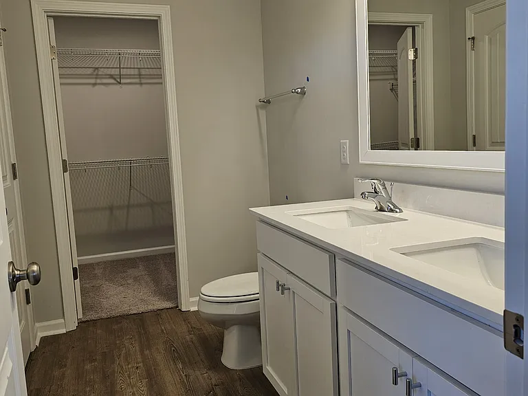 200 Justify Ave — Photo 13