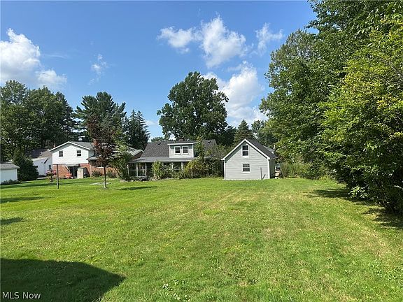 4th image of 32650 Pettibone Rd