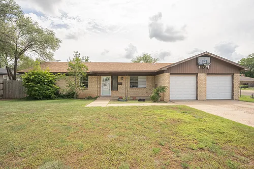 5405 Westgate Dr Photo 1
