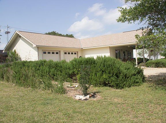 3rd image of 133 Winding Oak Dr