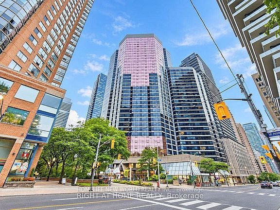 2nd image of 1001 Bay St #617