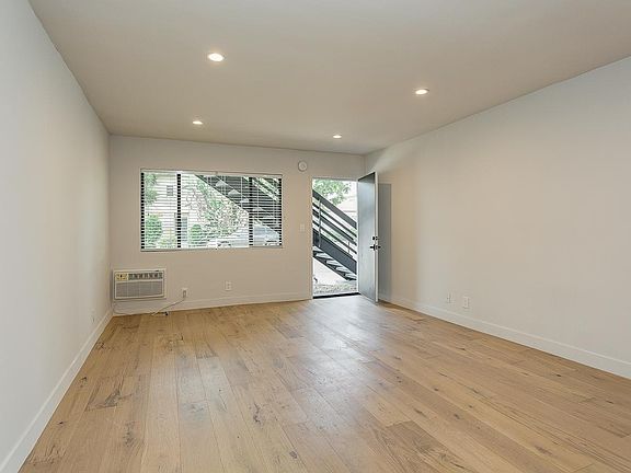 2nd image of 11680 Ohio Ave APT 203