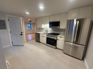 250 W 5th St APT 1, Boston, MA 02127