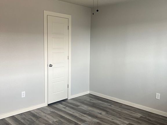 5th image of 6514 NW Oak Ave #C6