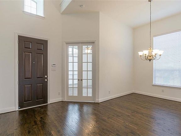 2nd image of 5109 Engleswood Trl