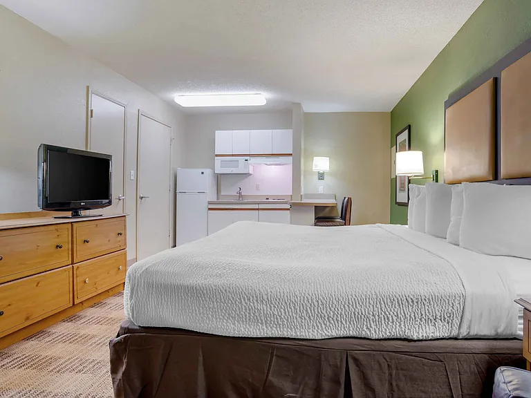 Studio Suite - 1 King Bed