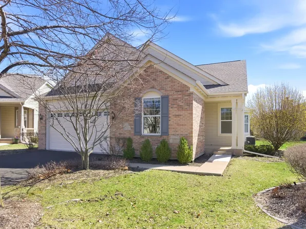 1967 Holloway Ct, Aurora, IL 60502