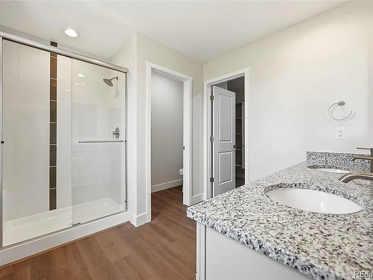 306 Bennett Ave — Photo 11