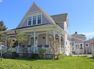 2315 1st St, Tillamook, OR 97141