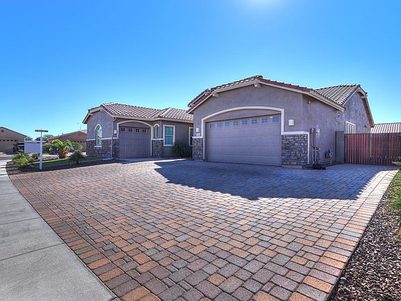 2nd image of 3581 E Dogwood Dr