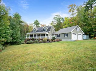 28 Tournament Dr, Auburn, ME 04210