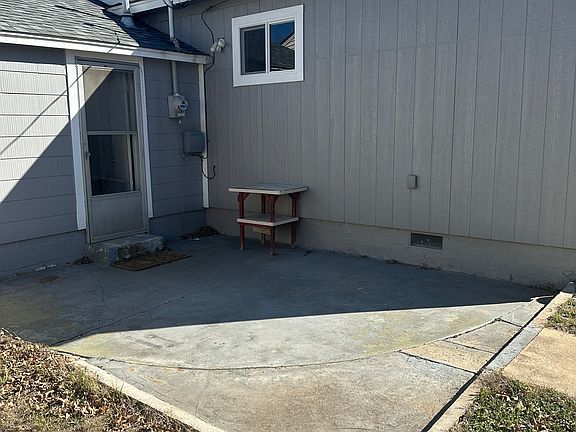 5th image of 1428 N Kingston Pl E