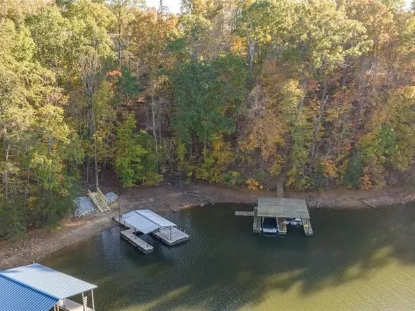 5994 Wellington Ave, Gainesville, GA 30506